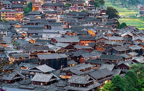 仪陇6种常见的外墙仿石漆施工工艺！